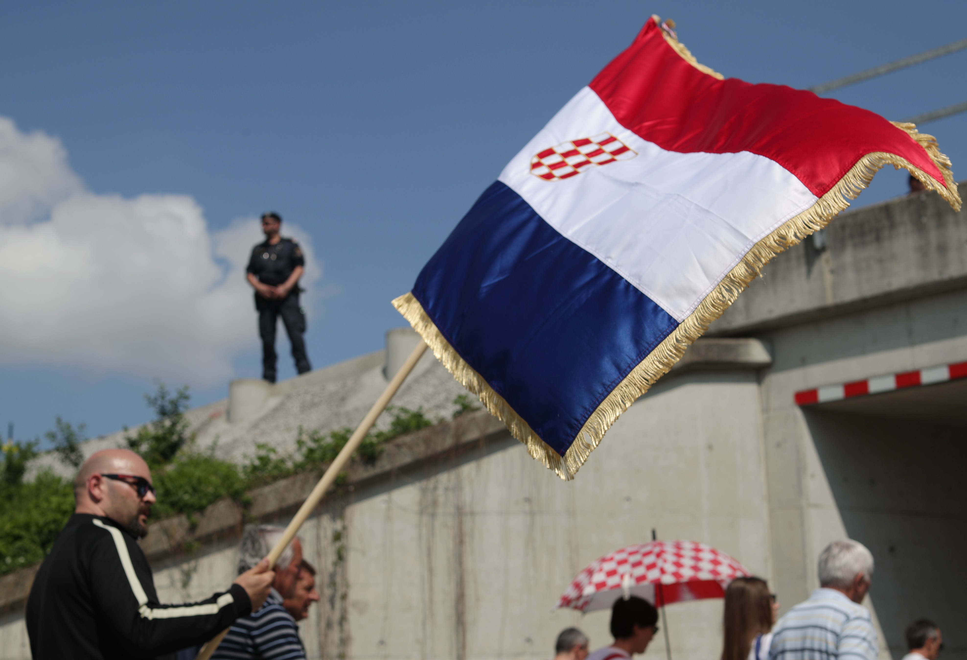 2018-05-12T092826Z_1671714850_UP1EE5C0QBD35_RTRMADP_3_AUSTRIA-CROATIA-WW2-MEMORIAL