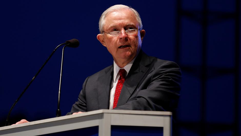 2018-05-14T024354Z_2084827123_RC1BBD48FD60_RTRMADP_3_USA-JUSTICE-SESSIONS