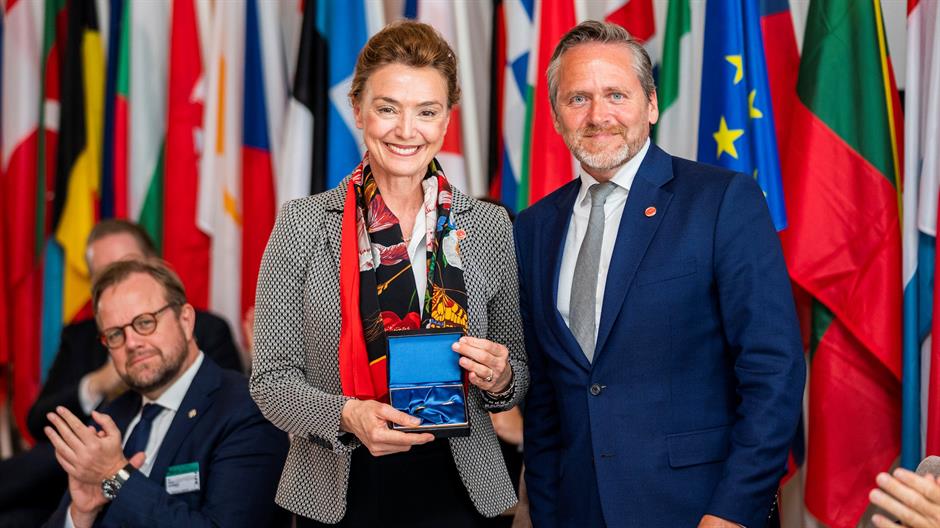 2018-05-18T143758Z_1633436578_RC1D9F0E8AF0_RTRMADP_3_EU-POLITICS