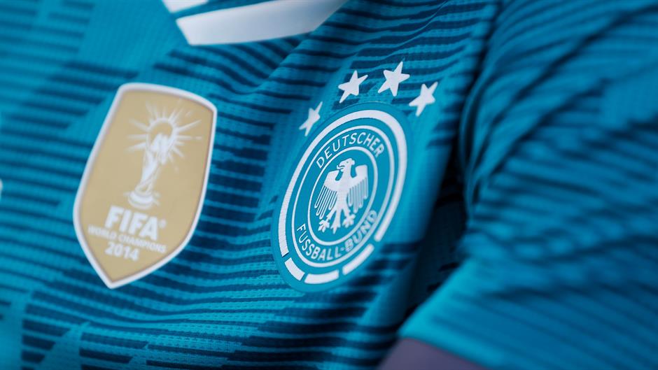 2018-05-24T110019Z_714884688_RC12E40FB4F0_RTRMADP_3_SOCCER-WORLDCUP-GER