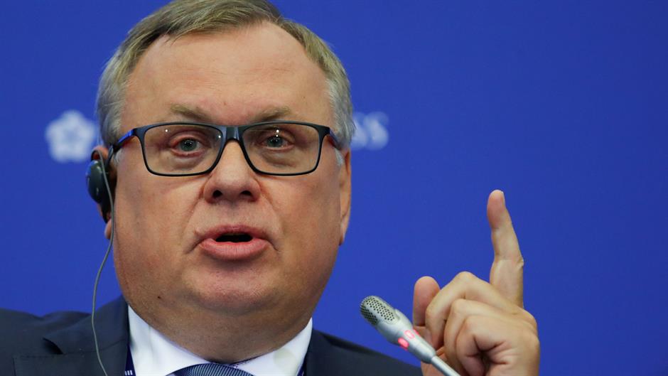 2018-05-25T104931Z_314512161_RC14D81B1240_RTRMADP_3_RUSSIA-ECONOMY-FORUM