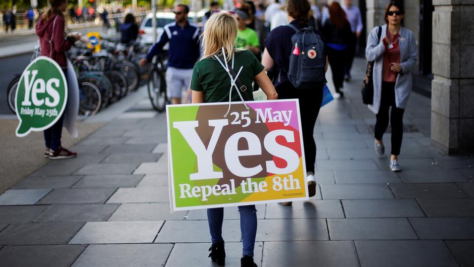 2018-05-25T180720Z_758939432_RC11AD52CD60_RTRMADP_3_IRELAND-ABORTION