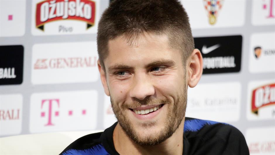 2018-06-11T162230Z_1574773835_RC19C40D7DE0_RTRMADP_3_SOCCER-WORLDCUP-CRO-TRAINING