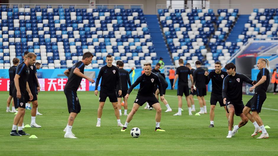 2018-06-15T175253Z_1691248926_RC18D5F97760_RTRMADP_3_SOCCER-WORLDCUP-CRO-NGA-PREVIEW