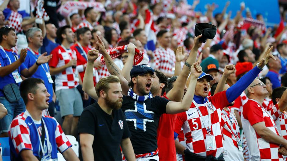 2018-06-16T183914Z_2138352357_RC1DA42EB9D0_RTRMADP_3_SOCCER-WORLDCUP-CRO-NGA