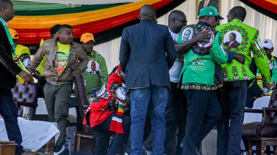 2018-06-23T213705Z_928967871_RC1103292B10_RTRMADP_3_ZIMBABWE-POLITICS