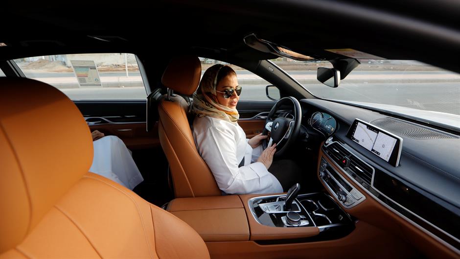 2018-06-24T042644Z_131805472_RC123AD81C30_RTRMADP_3_SAUDI-WOMEN-DRIVING-JEDDAH