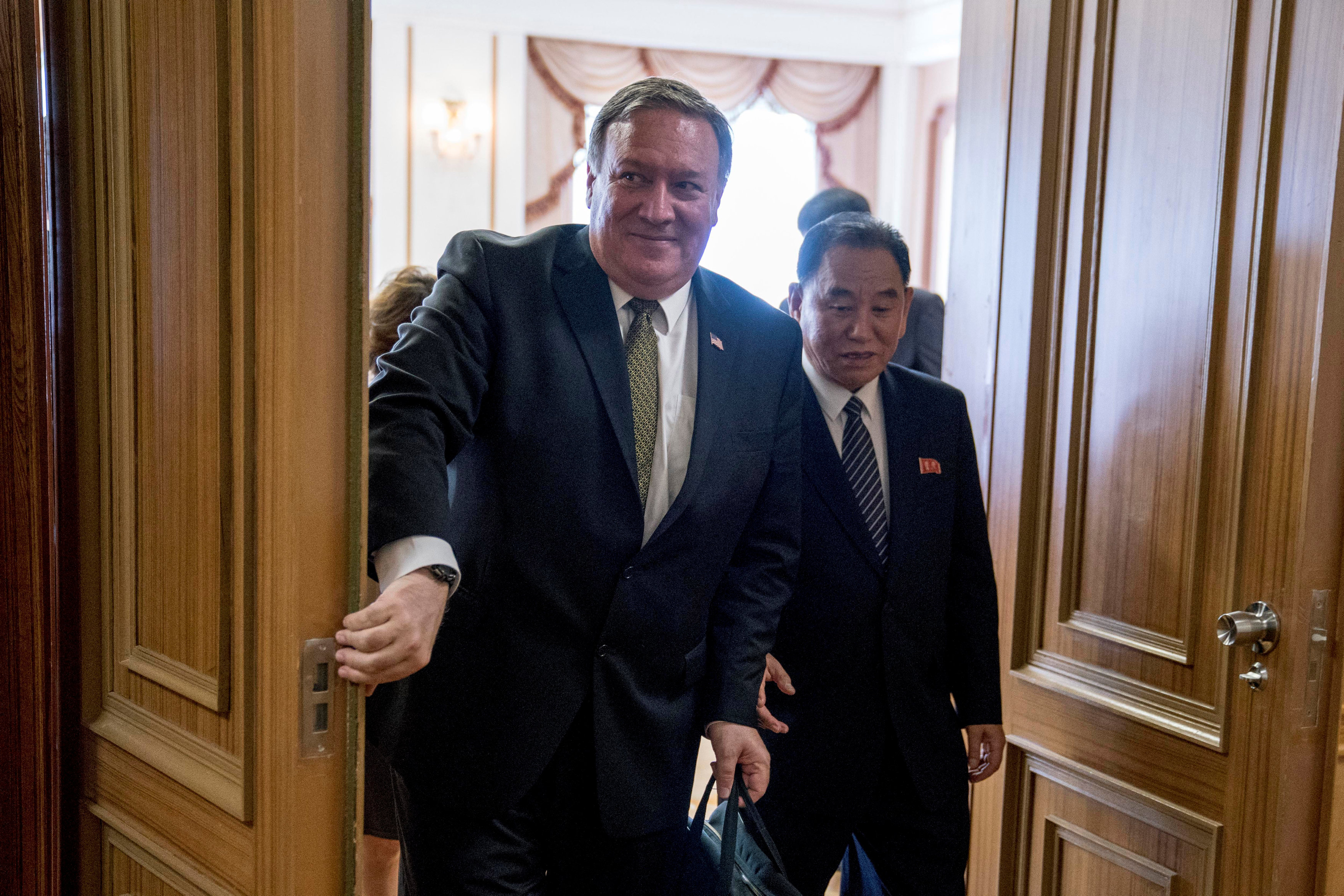 2018-07-07T102254Z_1685556571_RC1C6B4FA970_RTRMADP_3_NORTHKOREA-USA-POMPEO
