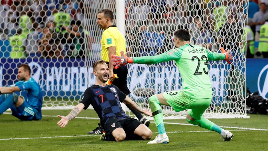 2018-07-07T205418Z_1509710898_RC17DF2B73E0_RTRMADP_3_SOCCER-WORLDCUP-RUS-CRO