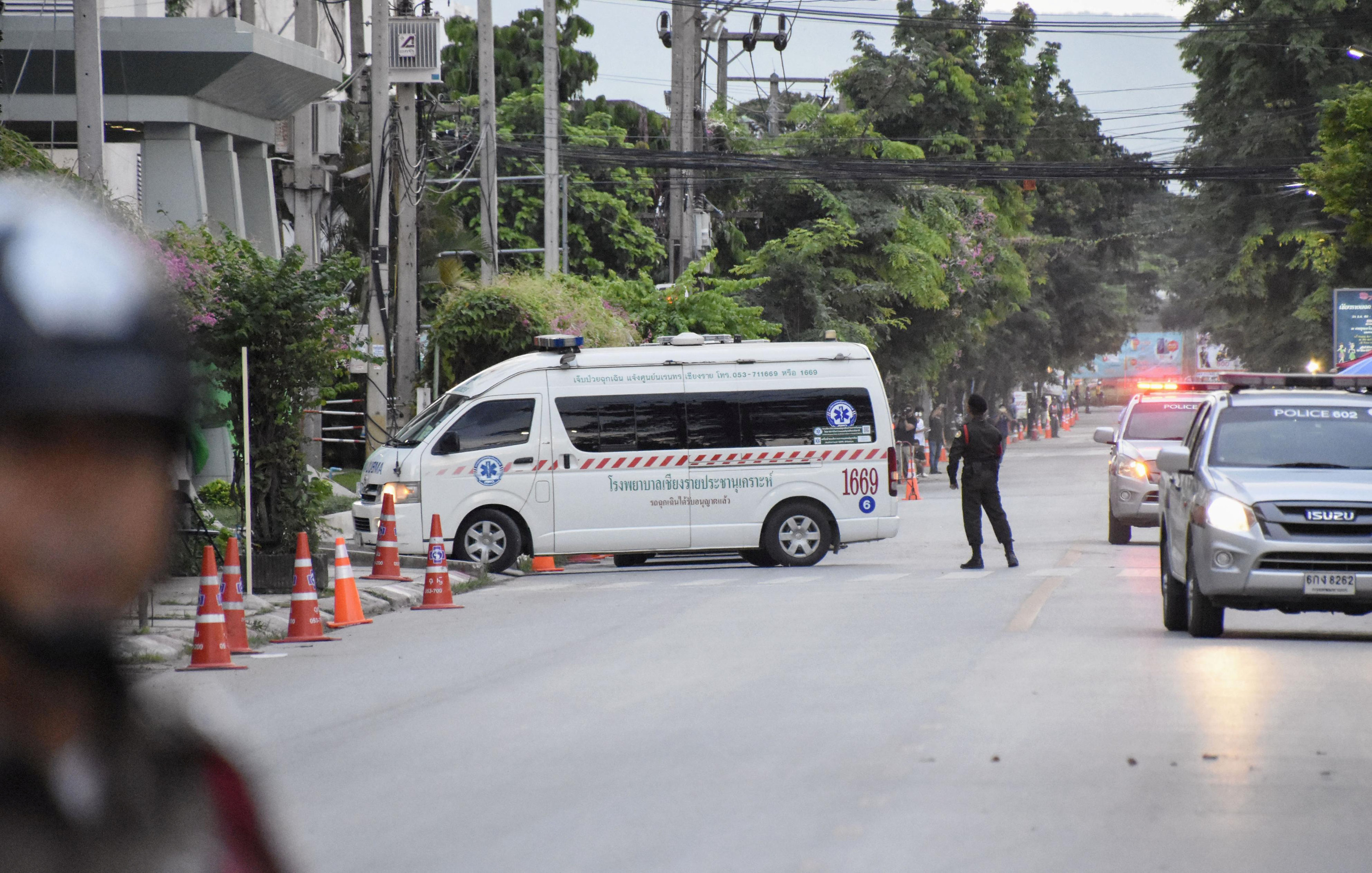 2018-07-10T144235Z_1837212228_RC1B847380E0_RTRMADP_3_THAILAND-ACCIDENT-CAVE