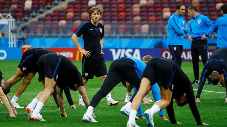 2018-07-10T164622Z_522955264_RC1E0F54FE20_RTRMADP_3_SOCCER-WORLDCUP-CRO-ENG-PREVIEW