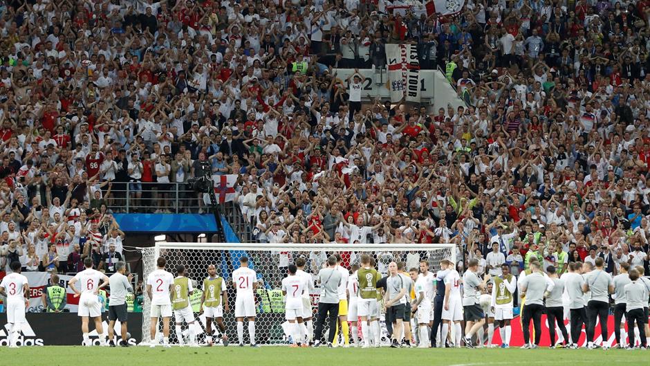 2018-07-11T204407Z_1545339527_RC1EA64FBE90_RTRMADP_3_SOCCER-WORLDCUP-CRO-ENG