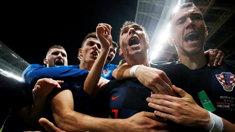 2018-07-11T212438Z_1301134258_RC19C9CC3280_RTRMADP_3_SOCCER-WORLDCUP-CRO-ENG