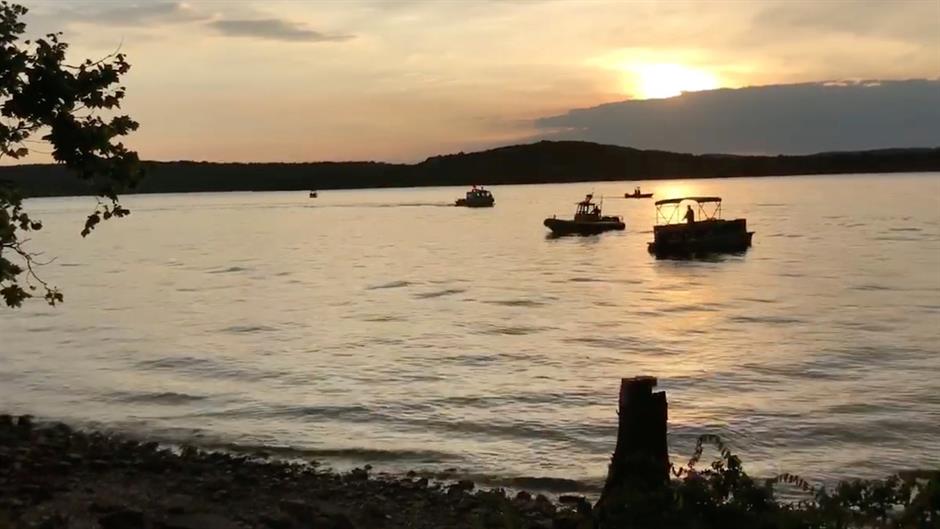 2018-07-20T033709Z_601450031_RC1F8E432690_RTRMADP_3_MISSOURI-BOAT