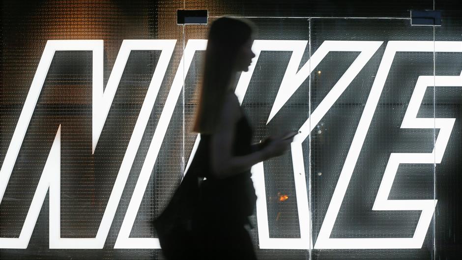 2018-08-15T073451Z_825832979_RC14BCBC1CD0_RTRMADP_3_GLOBAL-RETAIL