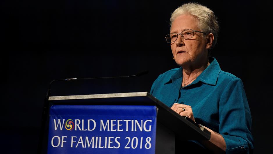 2018-08-24T095743Z_860002813_RC1908096CF0_RTRMADP_3_POPE-IRELAND