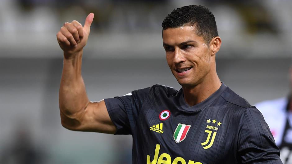 2018-09-01T190322Z_1394945455_RC1BF05AF010_RTRMADP_3_SOCCER-ITALY-PAR-JUV