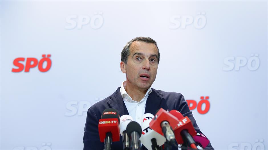 2018-09-18T161808Z_897557035_UP1EE9I19A721_RTRMADP_3_AUSTRIA-POLITICS