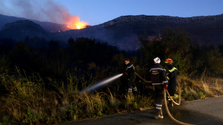 2018-09-25T204256Z_415677105_RC1E5A1CD160_RTRMADP_3_CROATIA-FIRE