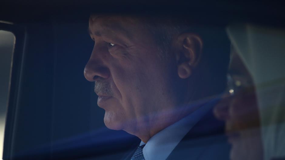 2018-09-27T110719Z_1806831550_RC1C36ED8AC0_RTRMADP_3_GERMANY-TURKEY-ERDOGAN-ARRIVAL