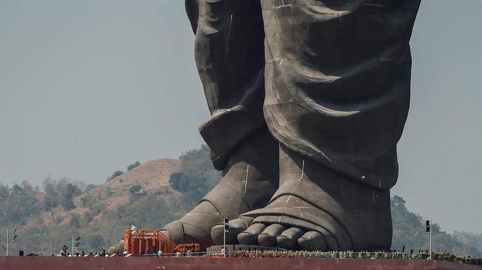 2018-10-31t122216z-1521438371-rc11c6d1dfe0-rtrmadp-3-india-statue-155079.jpeg