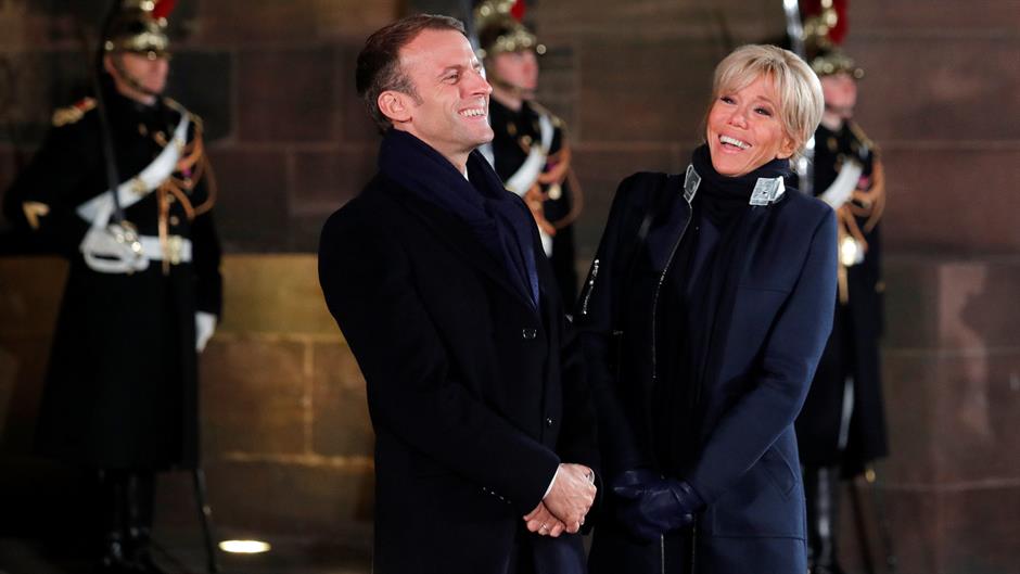 2018-11-04T191312Z_1972825682_RC1BC8829520_RTRMADP_3_WW1-CENTURY-FRANCE-MACRON