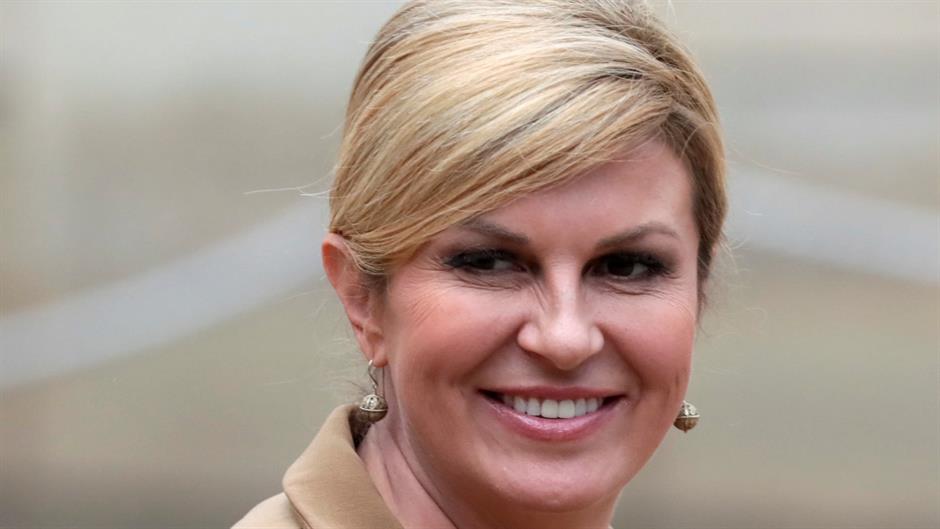 2018-11-11T141809Z_929544640_RC1E13DD3510_RTRMADP_3_WW1-CENTURY-LEADERS-LUNCH