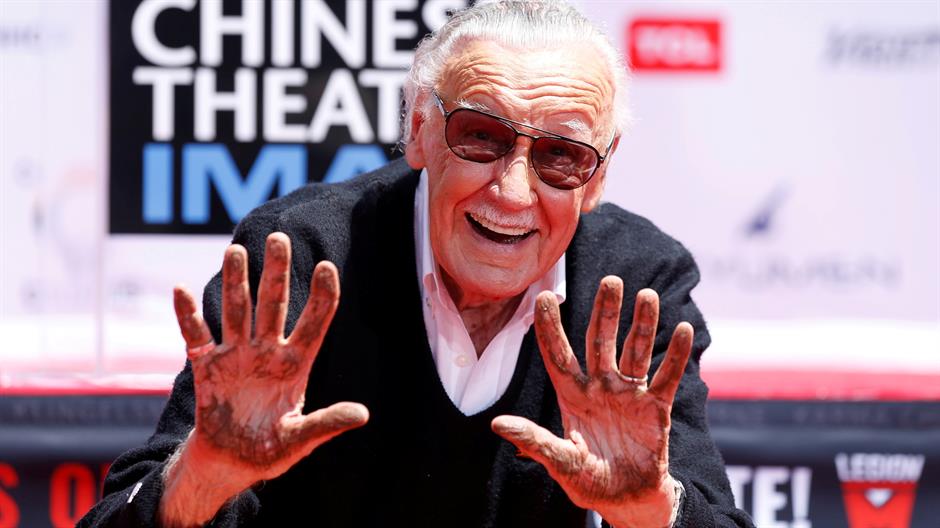 2018-11-12T190519Z_1893348711_RC15C93B6D90_RTRMADP_3_PEOPLE-STAN-LEE