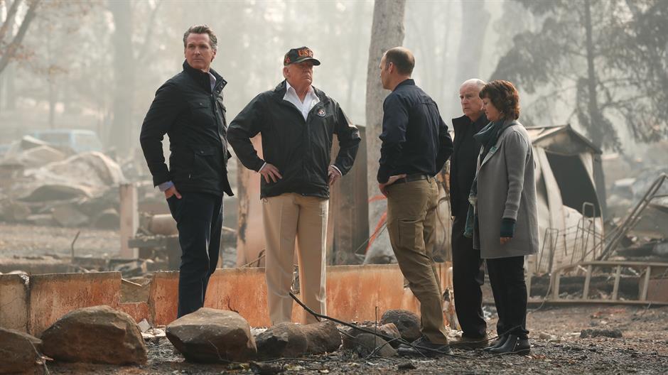 2018-11-17T202456Z_1878481075_RC1602A07260_RTRMADP_3_CALIFORNIA-WILDFIRES