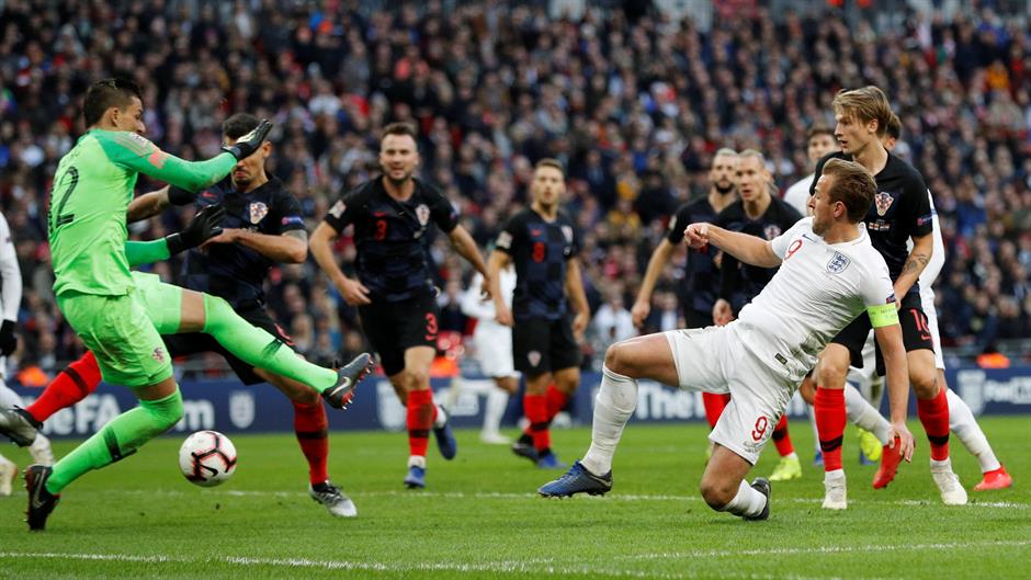 2018-11-18T153826Z_1814863599_RC1C2EC27F30_RTRMADP_3_SOCCER-UEFANATIONS-ENG-CRO