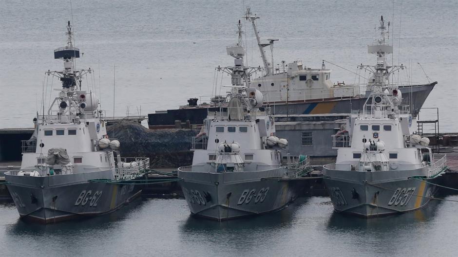 2018-11-26T121828Z_544119022_RC1422C1BE30_RTRMADP_3_UKRAINE-CRISIS-RUSSIA