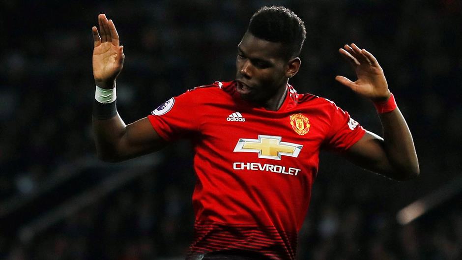 2018-12-30T163855Z_1991044907_RC1EB4995E10_RTRMADP_3_SOCCER-ENGLAND-MUN-BOU