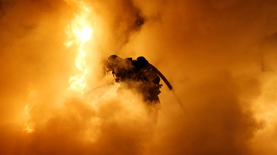 2019-01-01T053801Z_495598932_RC1D61315280_RTRMADP_3_NEW-YEAR-FRANCE