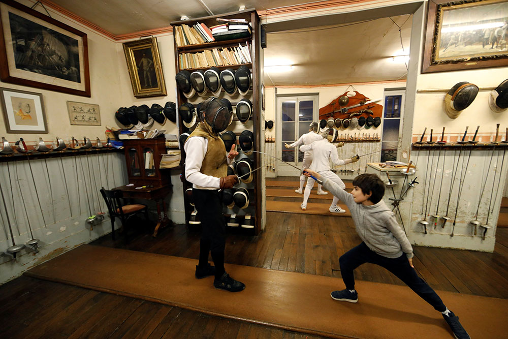 REUTERS/Charles Platiau