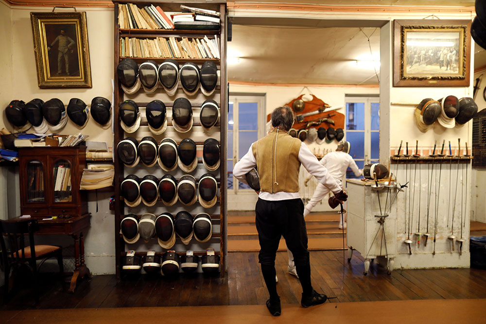 REUTERS/Charles Platiau