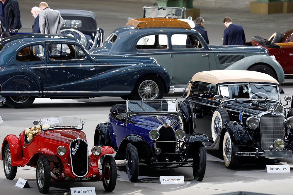 REUTERS/Charles Platiau