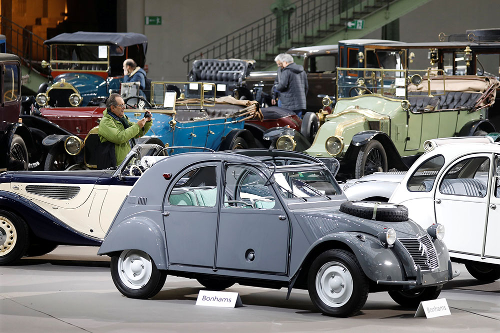 2019-02-06T110051Z_819341343_RC1BD5402E60_RTRMADP_3_FRANCE-CARS-AUCTION