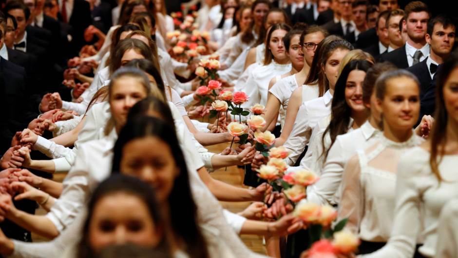 2019-02-27T204853Z_47825947_RC14EF9FA4C0_RTRMADP_3_AUSTRIA-BALL