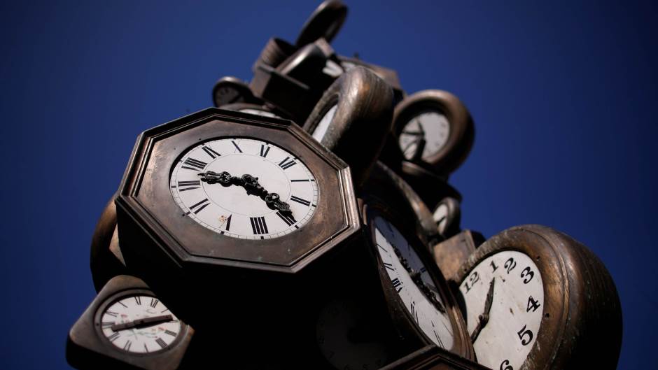 2019-03-29T093917Z_684203173_RC1B5A34F4B0_RTRMADP_3_EU-TIME