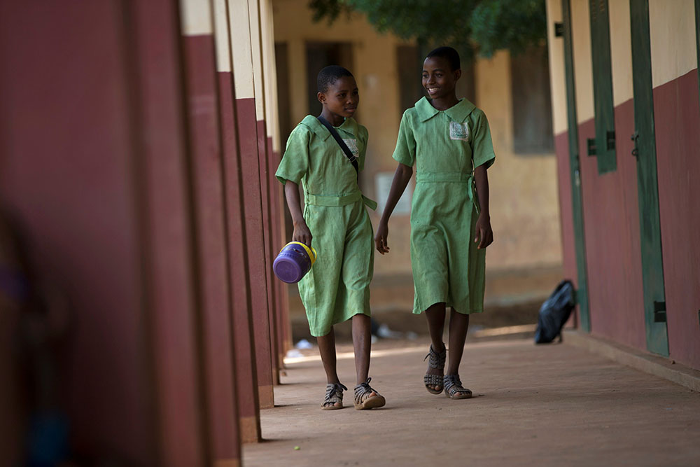 2019-04-09T111810Z_415981726_RC131BCFE950_RTRMADP_3_NIGERIA-TWINS