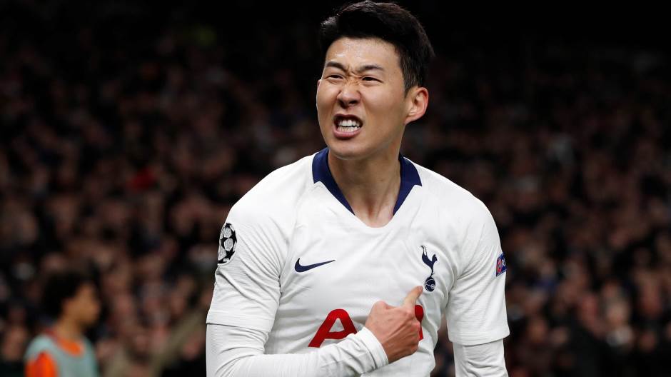 2019-04-09T203833Z_1331974415_RC165901EF90_RTRMADP_3_SOCCER-CHAMPIONS-TOT-MCI