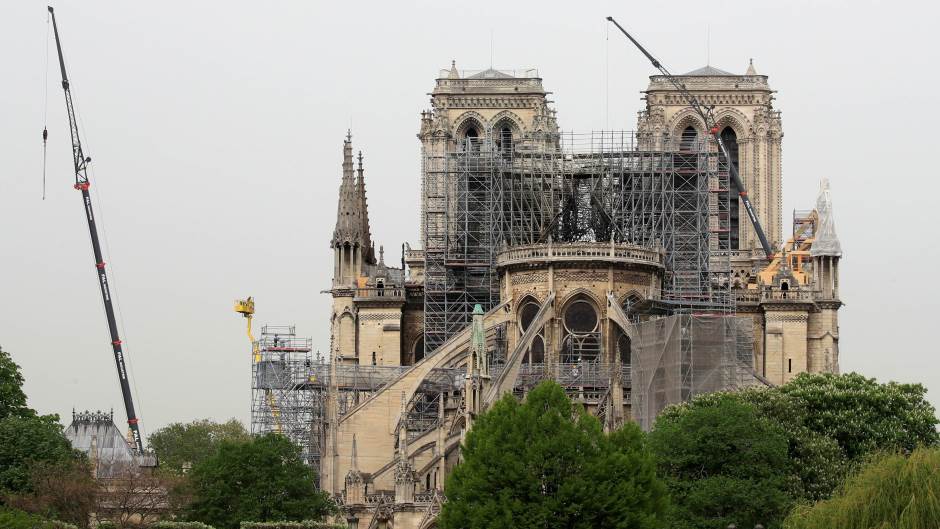 2019-04-23T112539Z_682488033_RC163678CCB0_RTRMADP_3_FRANCE-NOTREDAME