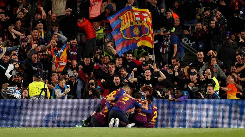 2019-05-01T204759Z_116004630_RC183C67BC80_RTRMADP_3_SOCCER-CHAMPIONS-FCB-LIV