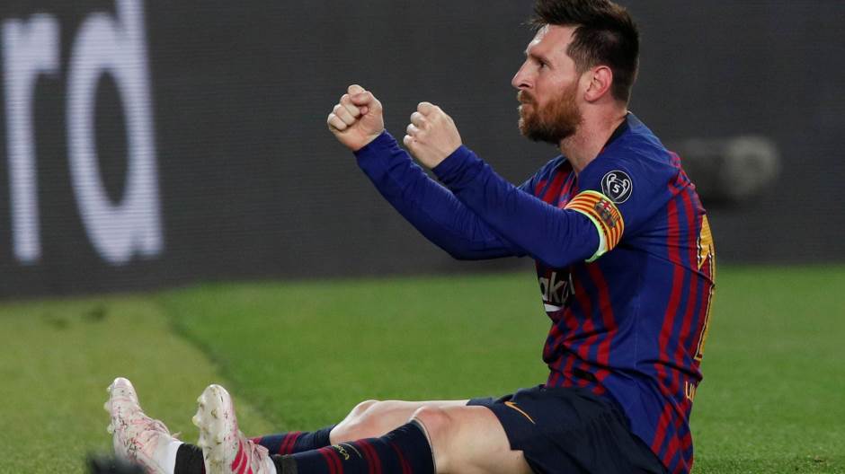 2019-05-01T205119Z_469889115_RC16B182A950_RTRMADP_3_SOCCER-CHAMPIONS-FCB-LIV