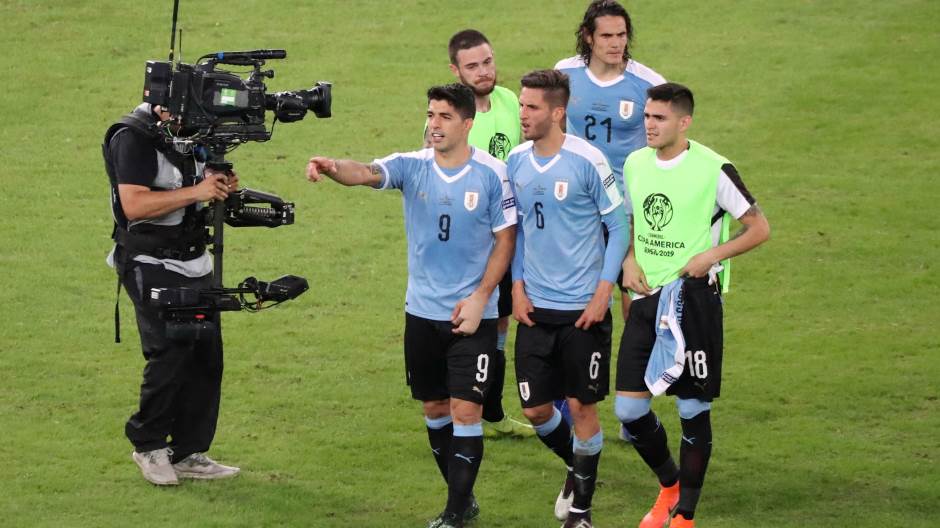 2019-06-25T011430Z_1604547320_RC1AFF448310_RTRMADP_3_SOCCER-COPA-CHL-URY