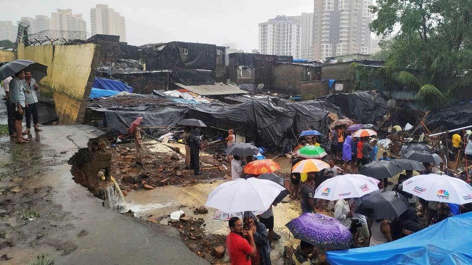 2019-07-02T020606Z_2097265658_RC1C714E0BA0_RTRMADP_3_INDIA-FLOODS