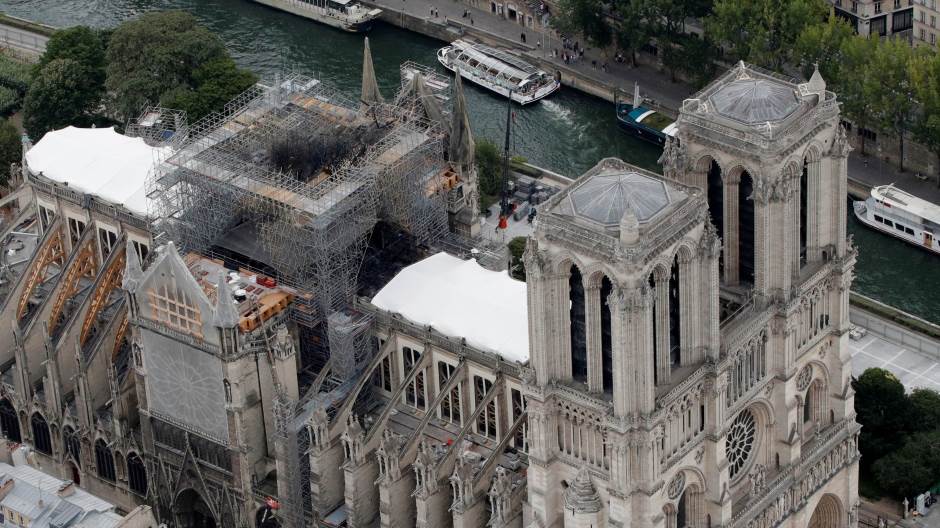 2019-07-14T131456Z_1720891026_RC1E6CA6E5E0_RTRMADP_3_FRANCE-NOTRE-DAME-RESTORATION