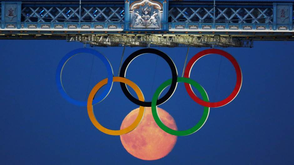 2019-12-03T160647Z_854049303_RC2SND9FG472_RTRMADP_3_GLOBAL-DECADE