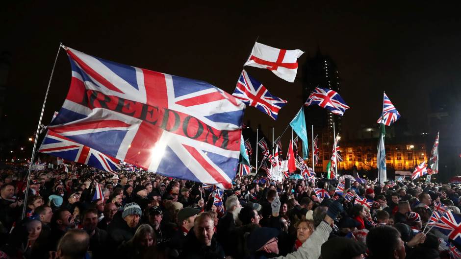 2020-01-31T210326Z_101697415_RC29RE9CJ14T_RTRMADP_3_BRITAIN-EU