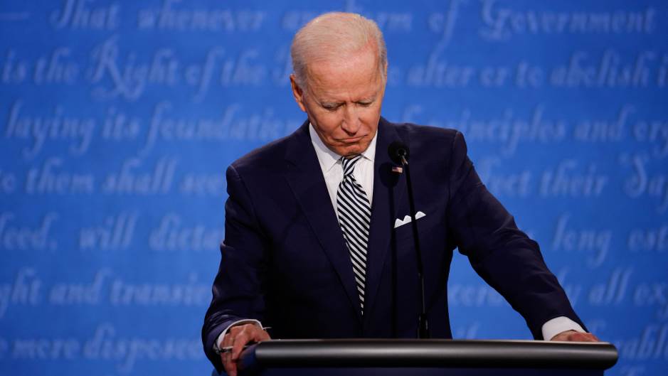 2020-09-30T024339Z_1877722562_RC2Q8J96Z5VY_RTRMADP_3_USA-ELECTION-DEBATE